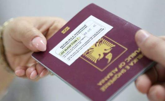 Qeveria miraton aktin normativ: Shtyhet afati per pasaportat e skaduara